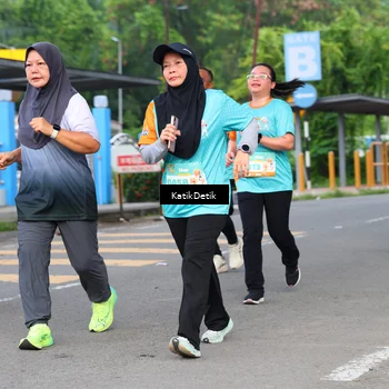 Runner Photo 8196358