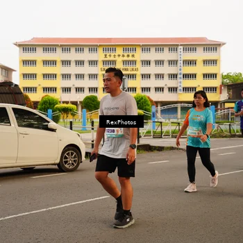 Runner Photo 8196400