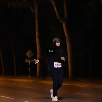 Runner Photo 8196415