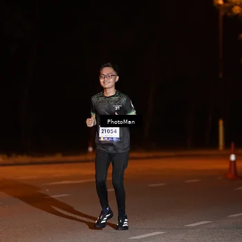 Runner Photo 8196441