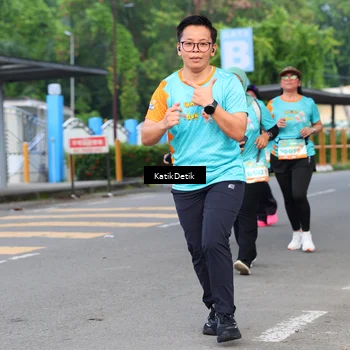 Runner Photo 8196465
