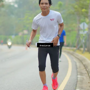 Runner Photo 8196476