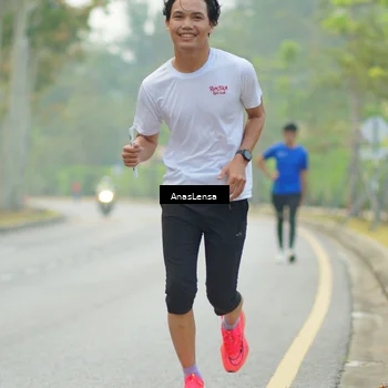 Runner Photo 8196534
