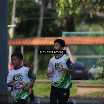 Runner Photo 8196633