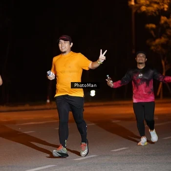 Runner Photo 8196671