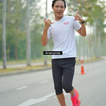 Runner Photo 8196695