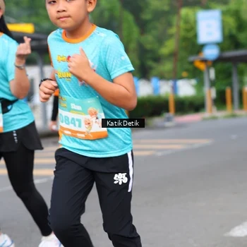 Runner Photo 8196702