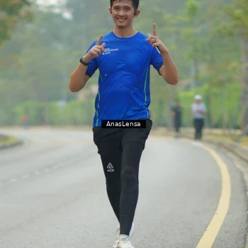 Runner Photo 8196709