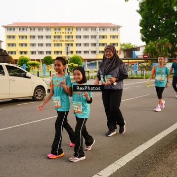 Runner Photo 8196740