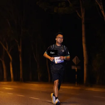 Runner Photo 8196836