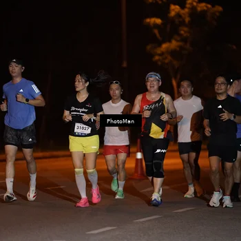 Runner Photo 8197147