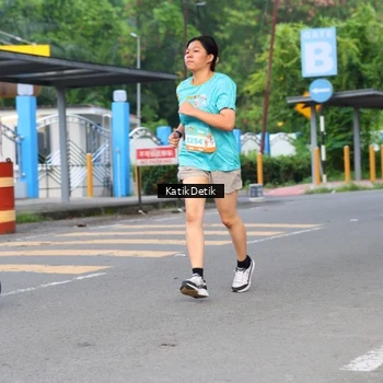 Runner Photo 8197310