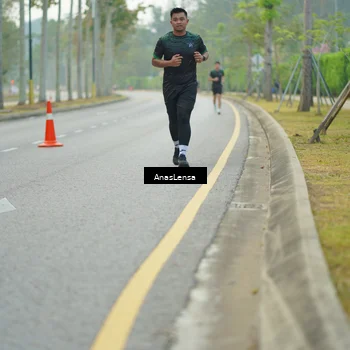 Runner Photo 8197691