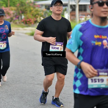 Runner Photo 8197876