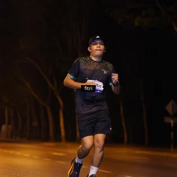 Runner Photo 8198011