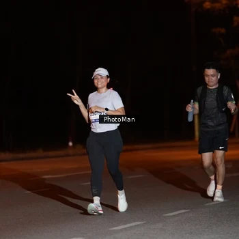Runner Photo 8198070