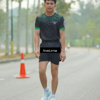 Runner Photo 8198475