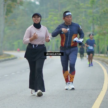 Runner Photo 8198984