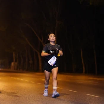 Runner Photo 8199005