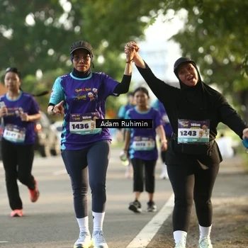 Runner Photo 8199016