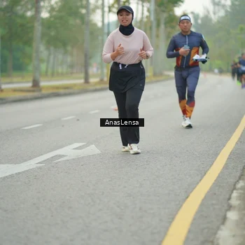Runner Photo 8199298