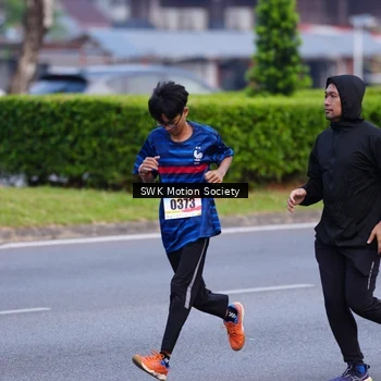 Runner Photo 8199477