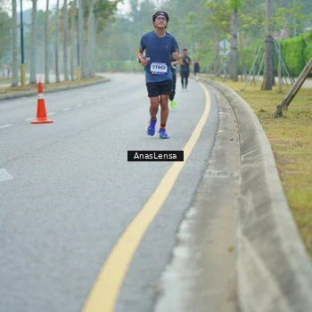 Runner Photo 8199710