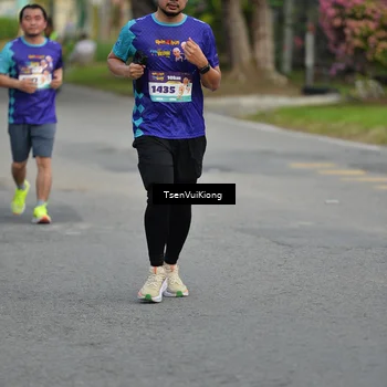 Runner Photo 8199846