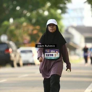 Runner Photo 8200034