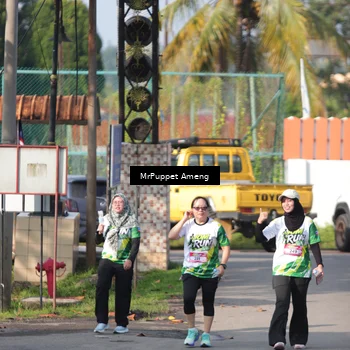 Runner Photo 8200038