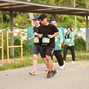 Runner Photo 8200047