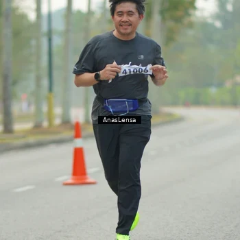Runner Photo 8200049