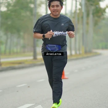 Runner Photo 8200052