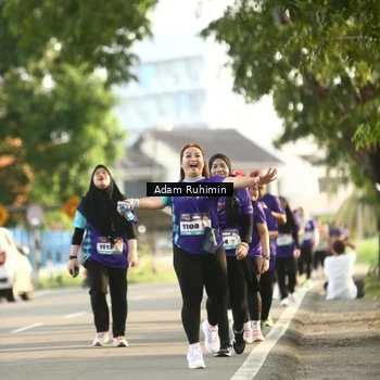 Runner Photo 8200059