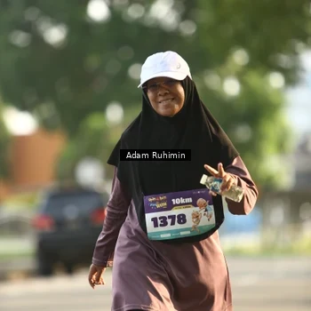 Runner Photo 8200072