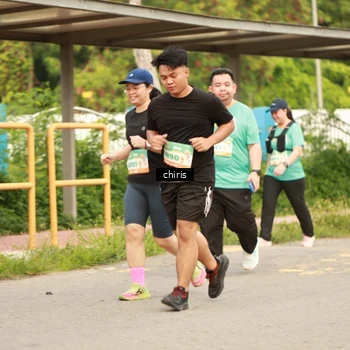 Runner Photo 8200078
