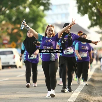 Runner Photo 8200083