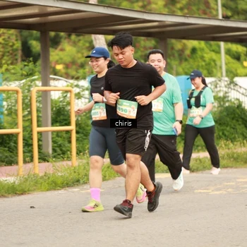 Runner Photo 8200088