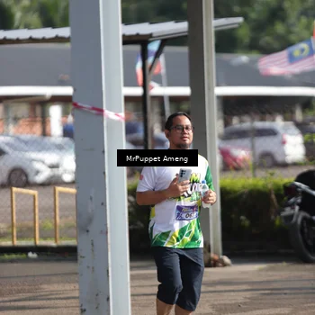 Runner Photo 8200111