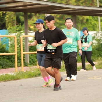 Runner Photo 8200114