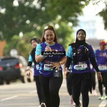 Runner Photo 8200129