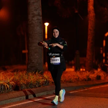 Runner Photo 8200134