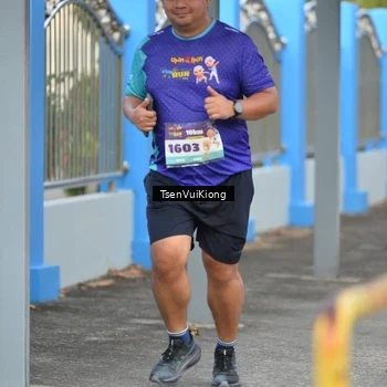 Runner Photo 8200142