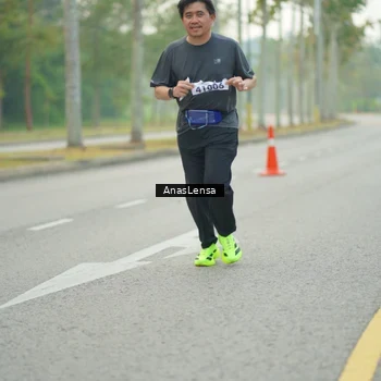 Runner Photo 8200167