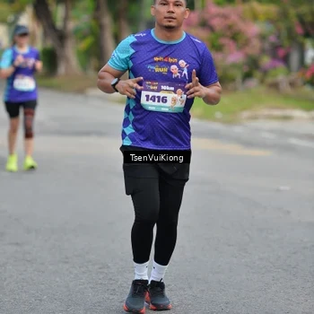 Runner Photo 8200181