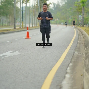 Runner Photo 8200190