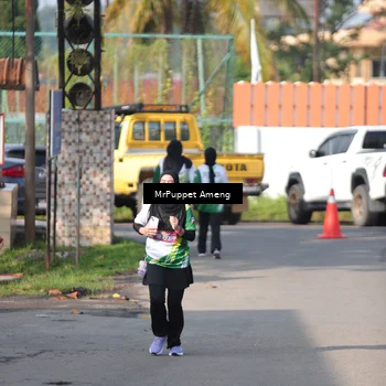 Runner Photo 8200231