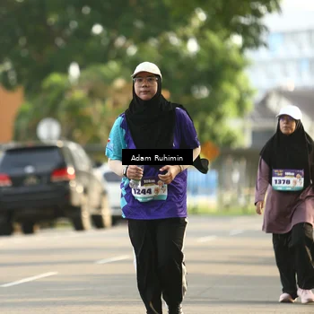 Runner Photo 8200242