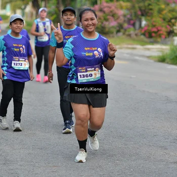 Runner Photo 8200258
