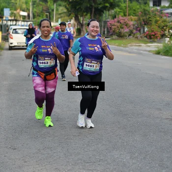 Runner Photo 8200264